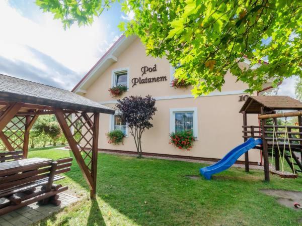 Pod Platanem Hotel Rowy  Exterior photo